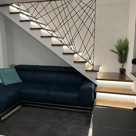 Luxury Andela