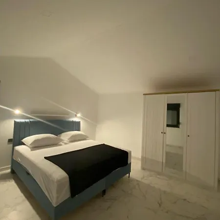 Luxury Andela Apartment